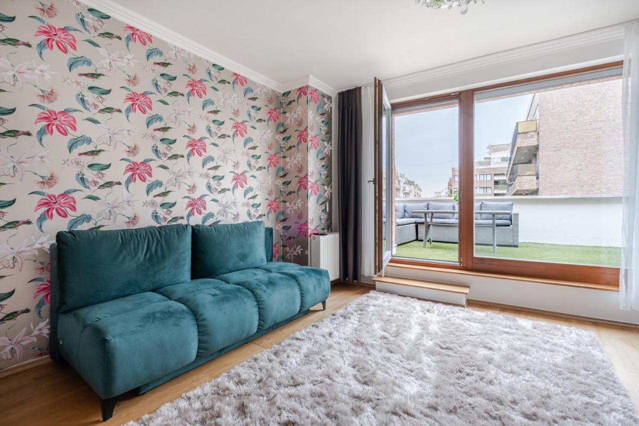 Penthouse Three Bedrooms, Three Balconies Apartment With Free Parking In Kiraly Street Budapest Bagian luar foto